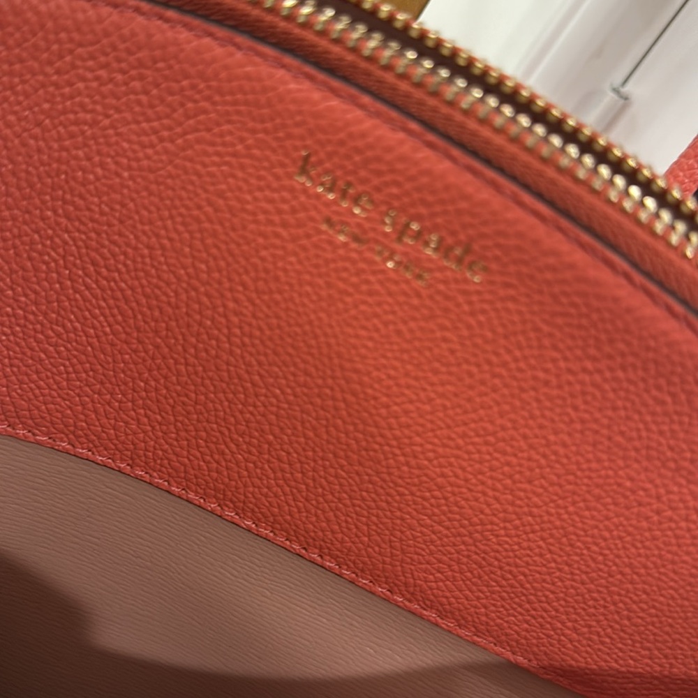 Kate Spade New York Multi-Compartment Leather Hand Bag - Picture 11 of 14